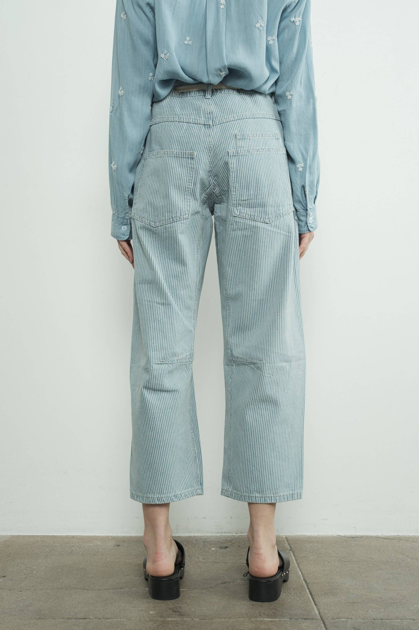 Tie Front Barrel Jeans