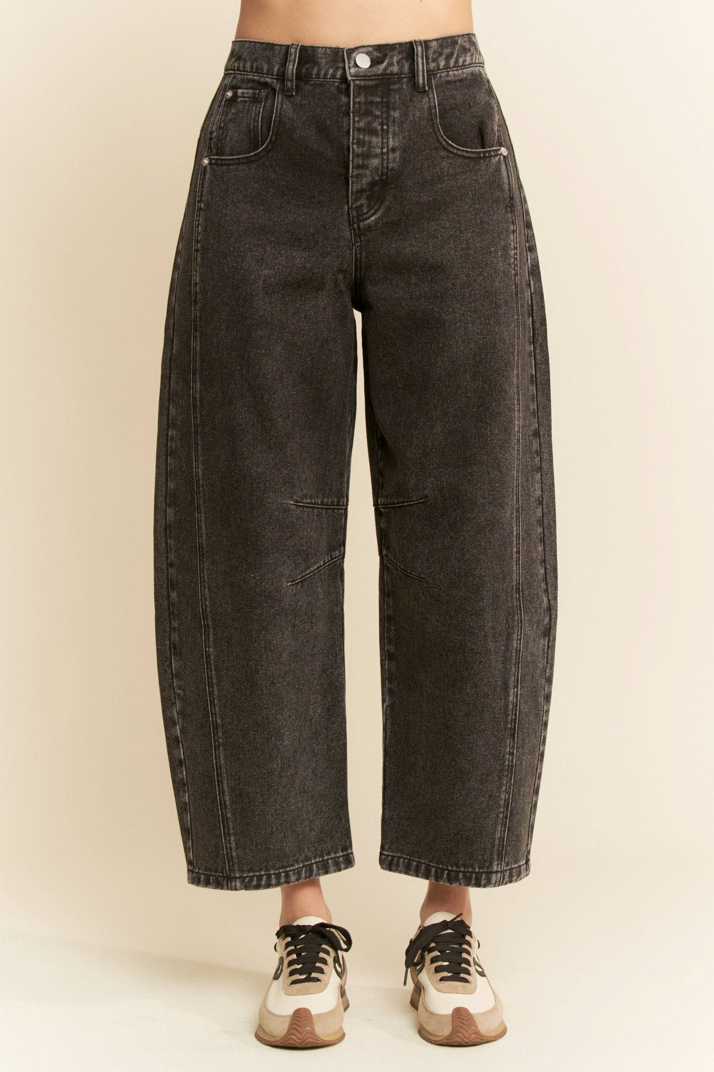 Emily Barrel Jean