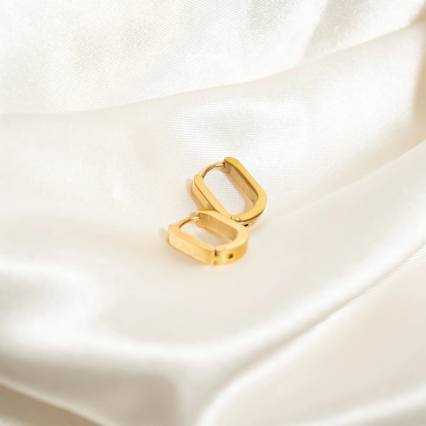 Mia Earring