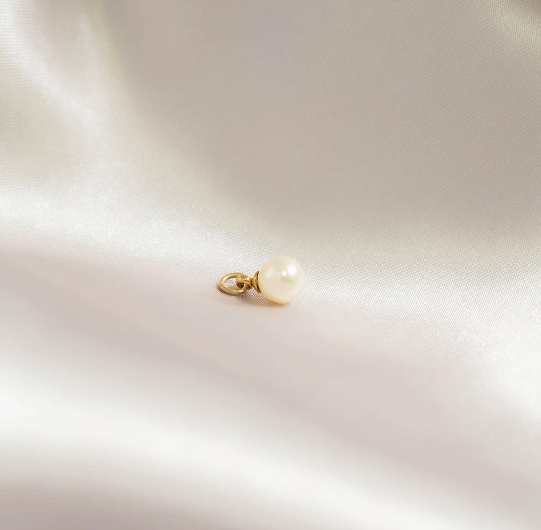 Pearl Charm
