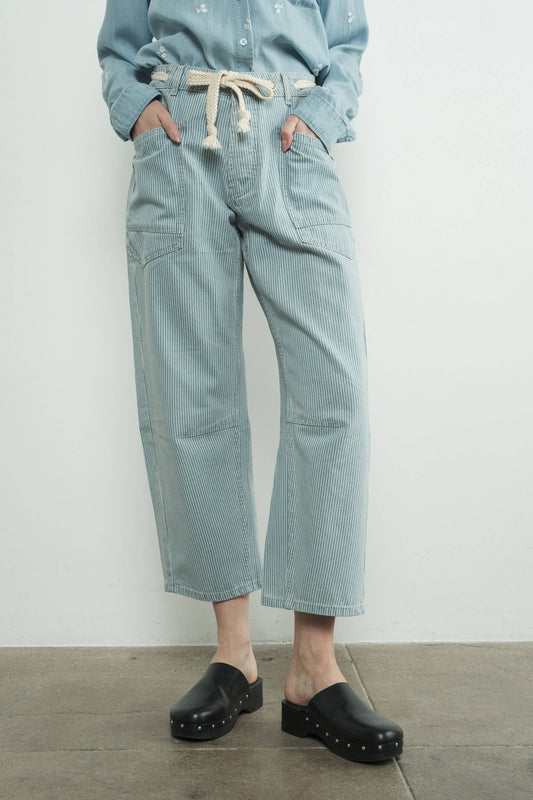 Tie Front Barrel Jeans